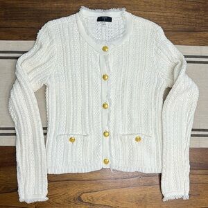 Tahari cable knit Sweater with Gold Buttons Size Small
